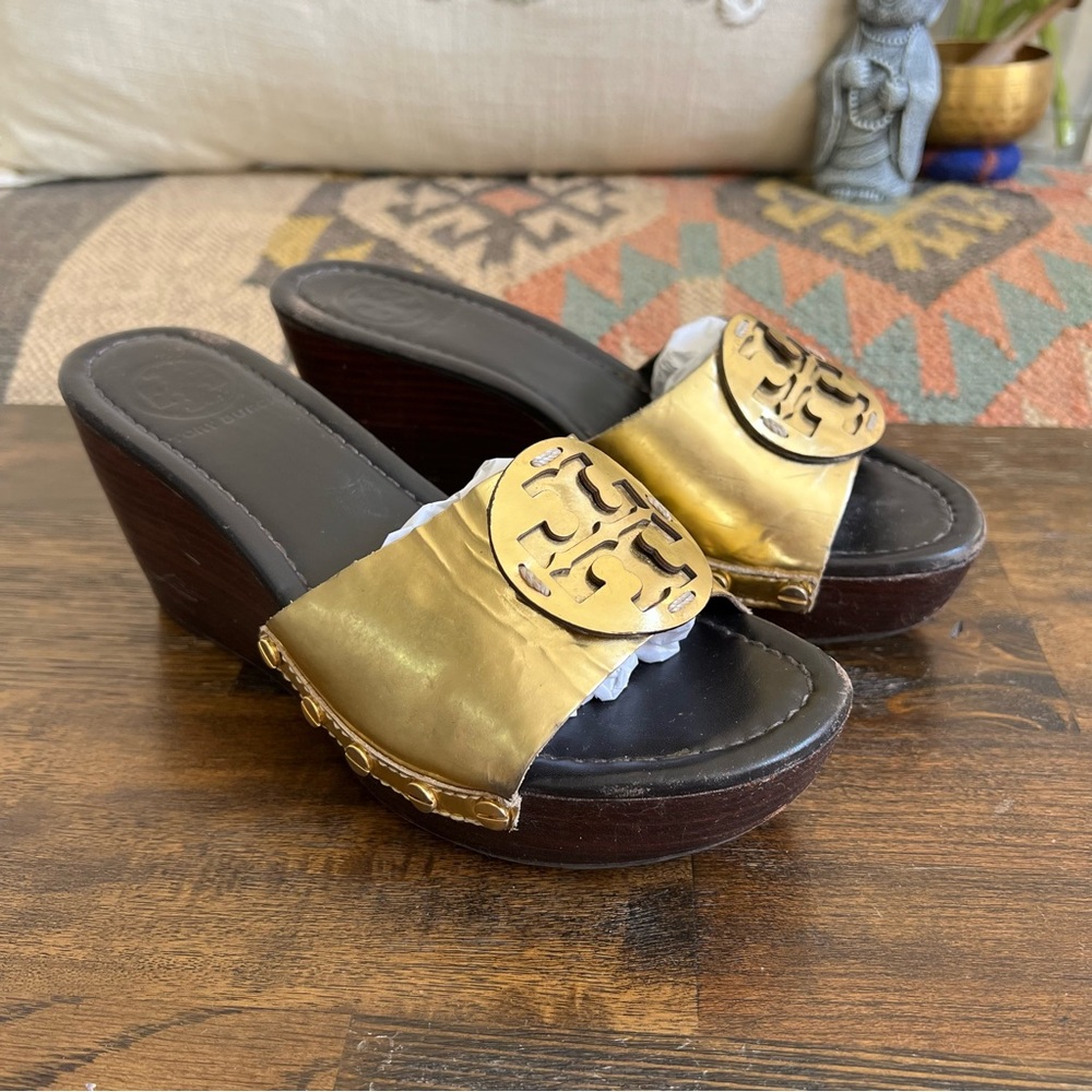 Tory Burch Patti Gold Patent Leather Slide Platform Sandals US6